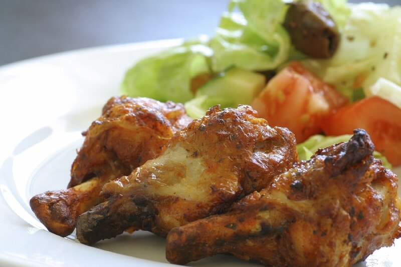 une aiguille dans l' potage: Pilons de poulet aux épices cajun